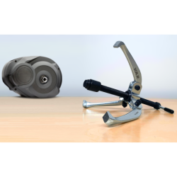 VAR | Extracteur à griffes pour carter de moteur Bosch