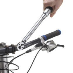 VAR | 4-20NM torque wrench with 3/8" drive