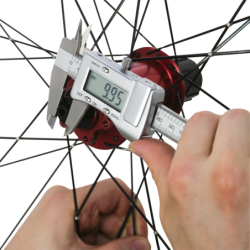 VAR | Electronic digital caliper with metal cover - capacity up to 150mm