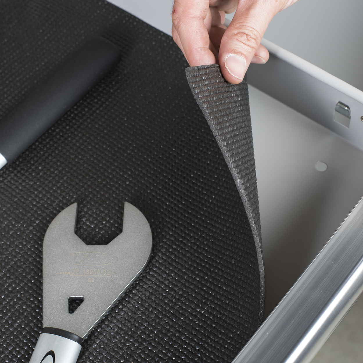 VAR | Set of 7 drawer liners for cabinets MO-52204 et MO-52205