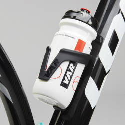 VAR | 600ml white water bottle - black & red